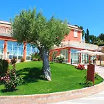 Hotel Il Parco Sul Mare & 4*
