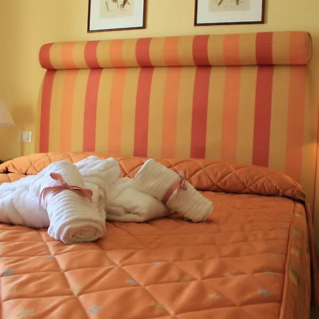 Il Parco Sul Mare & מלון 4*