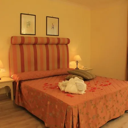 מלון Il Parco Sul Mare & 4*