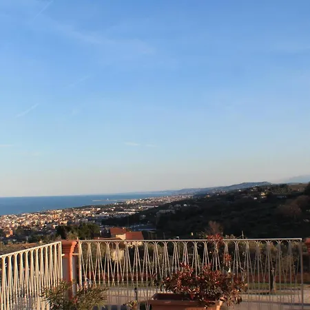 Il Parco Sul Mare & מלון