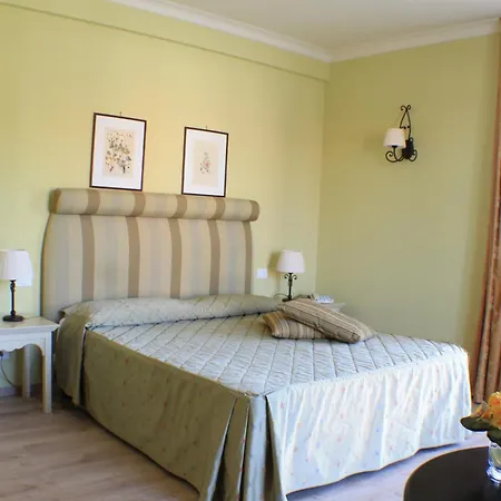 Hotel Il Parco Sul Mare & 4*