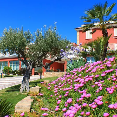 Il Parco Sul Mare & Hotell Tortoreto