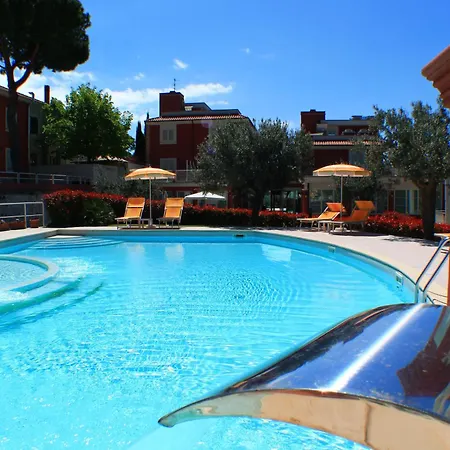 Il Parco Sul Mare & Отель